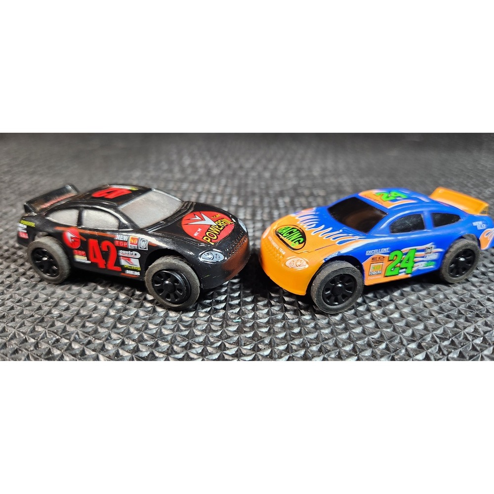 Toy Race Cars 1:64 Plastic Lot Of 2 Multi-Color Racing Made In China Toys